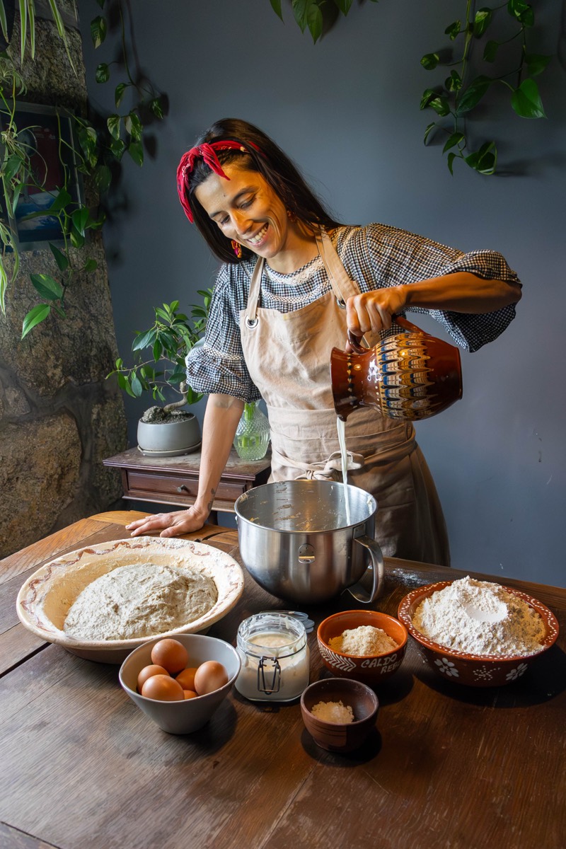 Francisca na sua cozinha